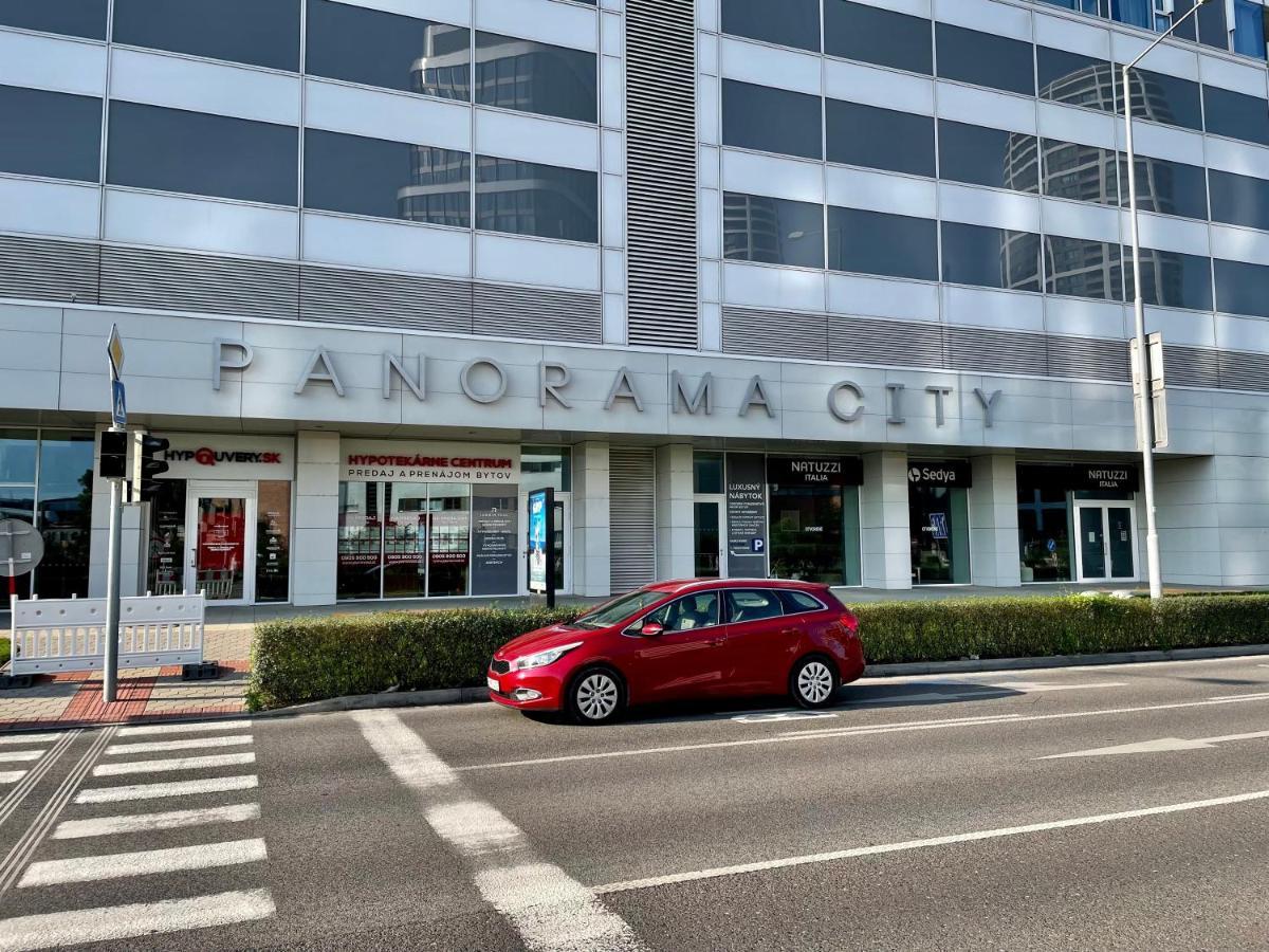 Apartamento Downtown View Bratislava Exterior foto